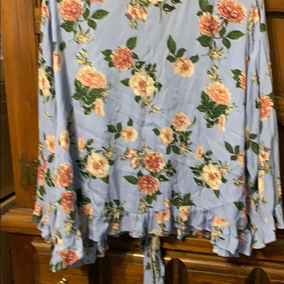 Derek Heart Top - Picture 7 of 8